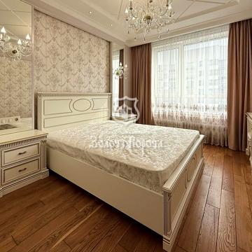 Миколи Бажана просп., 1а