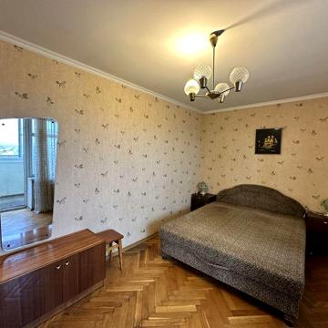 Продам 4-х.кв. Туманяна,8. Левобережная.