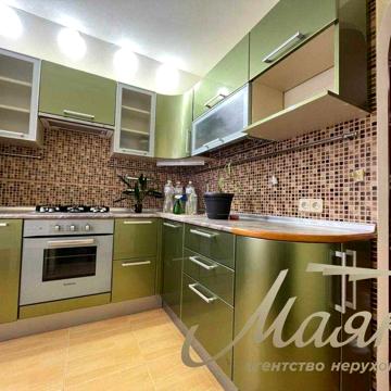 продам 2-к.кв. 6/9,Бородинский мкрн, вул.Товариська