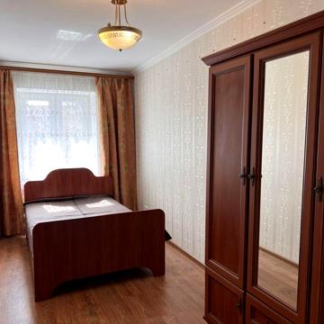 Здам 2-кімнатну квартиру В ЦЕНТРІ на тривалий термін