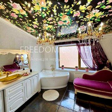 220тыс.€ ПРОДАЖА / Эксклюзивная квартира в центре Харькова 200 м2
