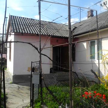 частина будинку в центрі міста