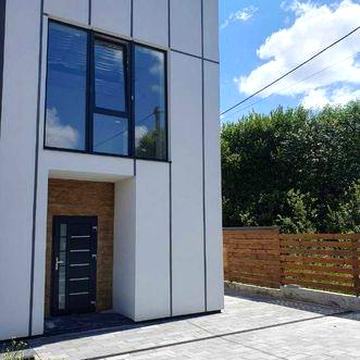 Котедж в с. Зубра (від власника)