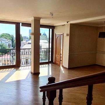 БЕЗ % Урядовий квартал квартира 212 м2 Пилипа Орлика 10 Липки Печерськ