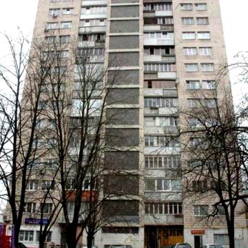Продаж 1к квартири біля Севастопольської площі, бул. Чоколовський, 22