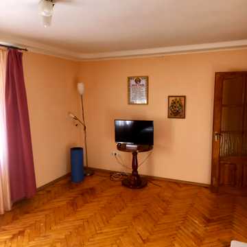 Небесної Сотні вул. (Івана Стасюка), 23