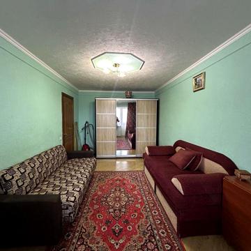 Продам квартиру на Хмельницького