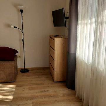 Продається 2-кімнатна квартира в центрі Яремче ЖК Стоквартирний