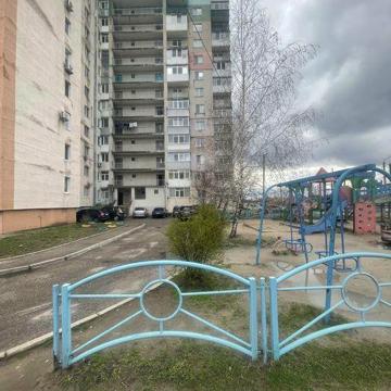 Продам 2 ком.кваримру. Ул. Попова,новый дом