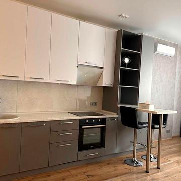 Сдам на длительный срок большую 1-к квартиру