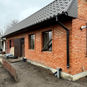 Ігіта Гаспаряна вул., 40