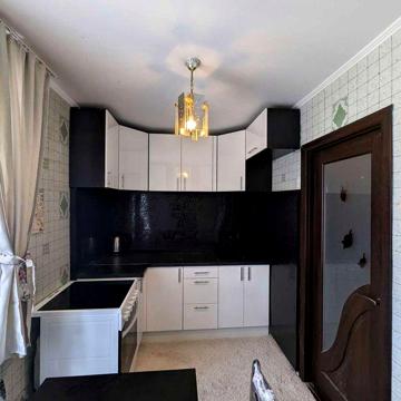 2 кімнатна квартира в районі 12 школи