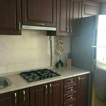 Сдам 2-х квартиру в центре  можно и  для  4  хлопцев на любой срок