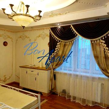 Ніжинська вул., 5