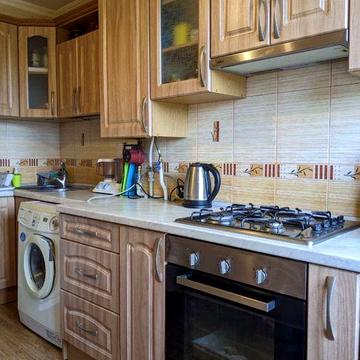 4-х кімнатна квартира від власника ! З підвалом