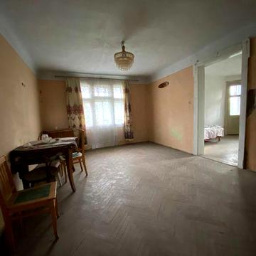 Продаєть двокімнвтна квартира в місті Коломия.