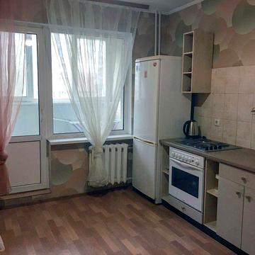 Здається в оренду простора 1-к.кв на Позняках (Ахматової,28)