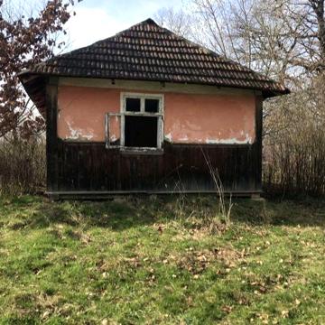 Продається будинок, земельна ділянка