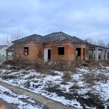Недострой 190 метров. Участок 24 сотки. Есть 25 кВт. Дударков. Без %