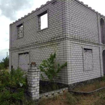 Дача (дом-недостой)