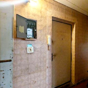 Зодчих 30, 2кв. під ремонт на 1 поверсі