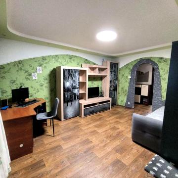 Продаж 3-х кімнатної квартири ЖК Будівельників