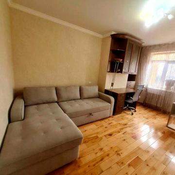 3- кімнатна квартира вул.Святотроїцька,94