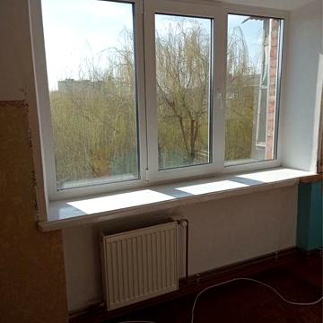 Продаж 2к з Автономним опаленям по Лятошинського.