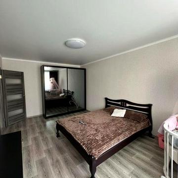 Здаю 1к/к Намив 41м2 2 поверх