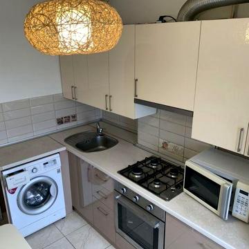 Продам 2 комн. ЖМ Левобережный- 2 Караван, Березинка