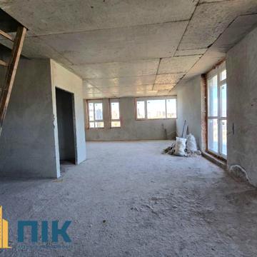 Топольна вул., 4б