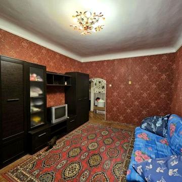 Продам 2-х комн квартиру в центре Димитрово