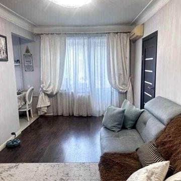 Продам 2 к вул.  бульв. (Дружби Народів), 8  м.Либідська