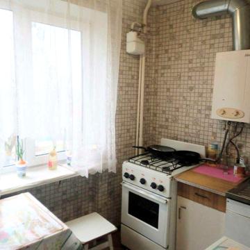 Продам 2 к.кв. пр. Гагаріна, Подстанция, Високовольтна, 4 поверх.Irin