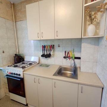 1-ком, метро Г.Труда, д.4, Салтовский рынок, напротив Дафи