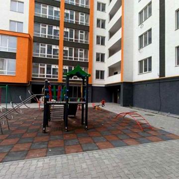 З кімнатна новобудова на Виставці, Зарічанська ЖК Олімпійський 2