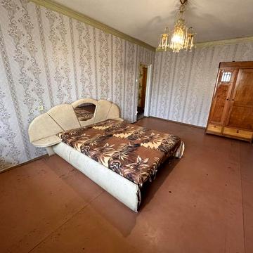 Собственник Квартира 4-х комнатная левый берег Каменское район лагуны