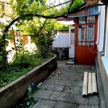 Продам 4 комнатную квартиру рядом с Преображенским парком