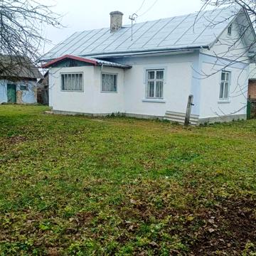 Продам будинок 40 км.від Львова.
