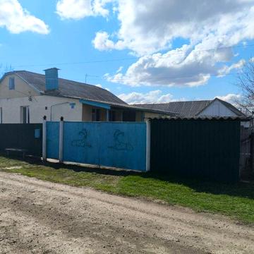 Продам будинок в с. Серпневе Богодухівського р-ну