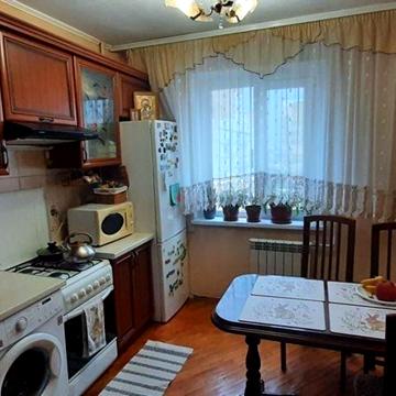 Драгоманова вул., 9