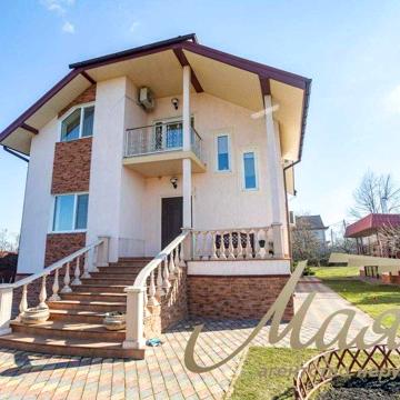 Продаж / Будинок / Березівка / Лесі Українки / 250 м2