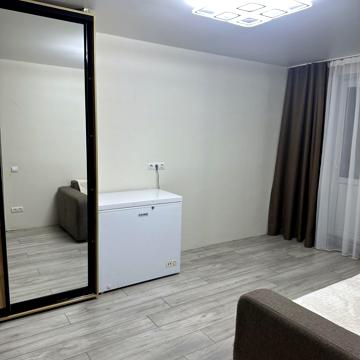 None 37500000 USD