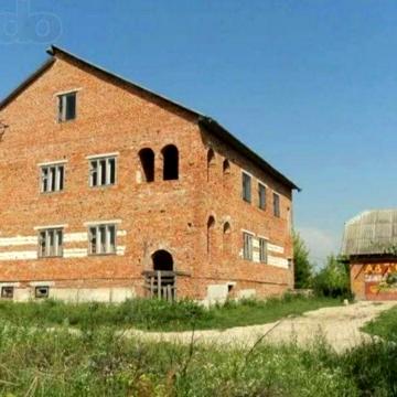 Продам Новобудову  м.Гусятин
