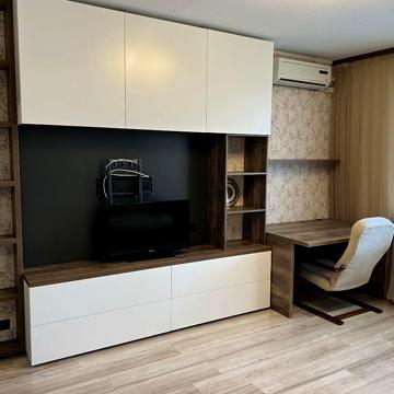 Професора Отамановського вул., 27
