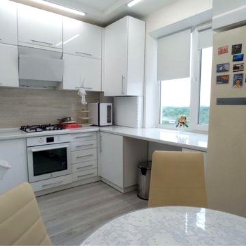 Продається 3 кімн. квартира, р-н Попова