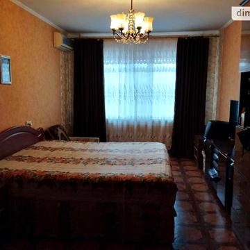 Продаж 3к Квартира Героїв України (Героїв Сталінграду) вулиця