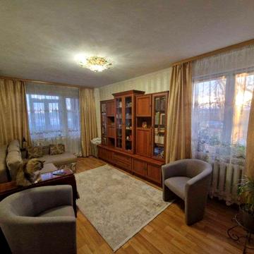 3 кімнатна квартира на Кругу, Є- відновлення