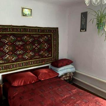 Продается полдома, в/у, участок 3 сотки-ул.З.Козаков