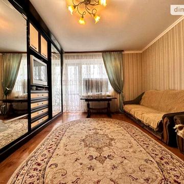 Продаж 3к Квартира Михайла Грушевського (1-го Травня) бульвар